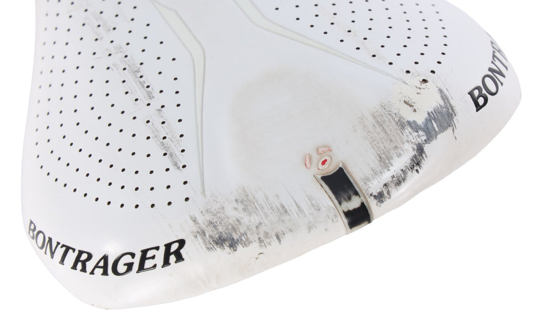 Bontrager Evoke RXL Carbon 138mm Mountain Bike Saddle 7 x 10mm Rails WHITE