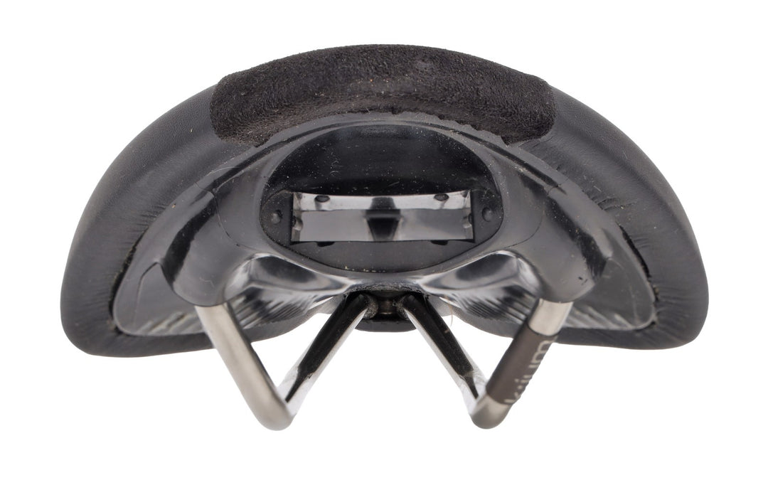 Fizik Arione Carbon Road Bike Saddle 130mm 7 x 7mm Kium Rails BLACK