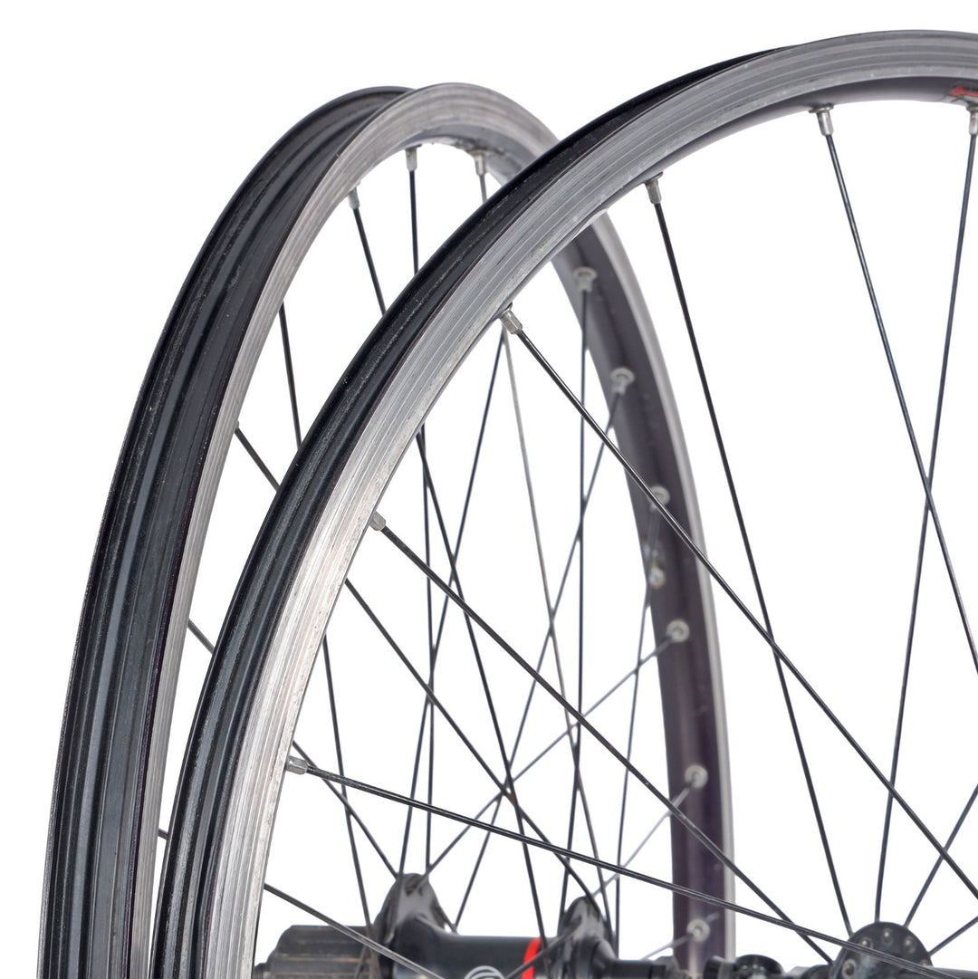 Bontrager Race Lite Tubeless 26" Alloy Mtn Bike Wheelset Shimano 10 Spd Rim QR