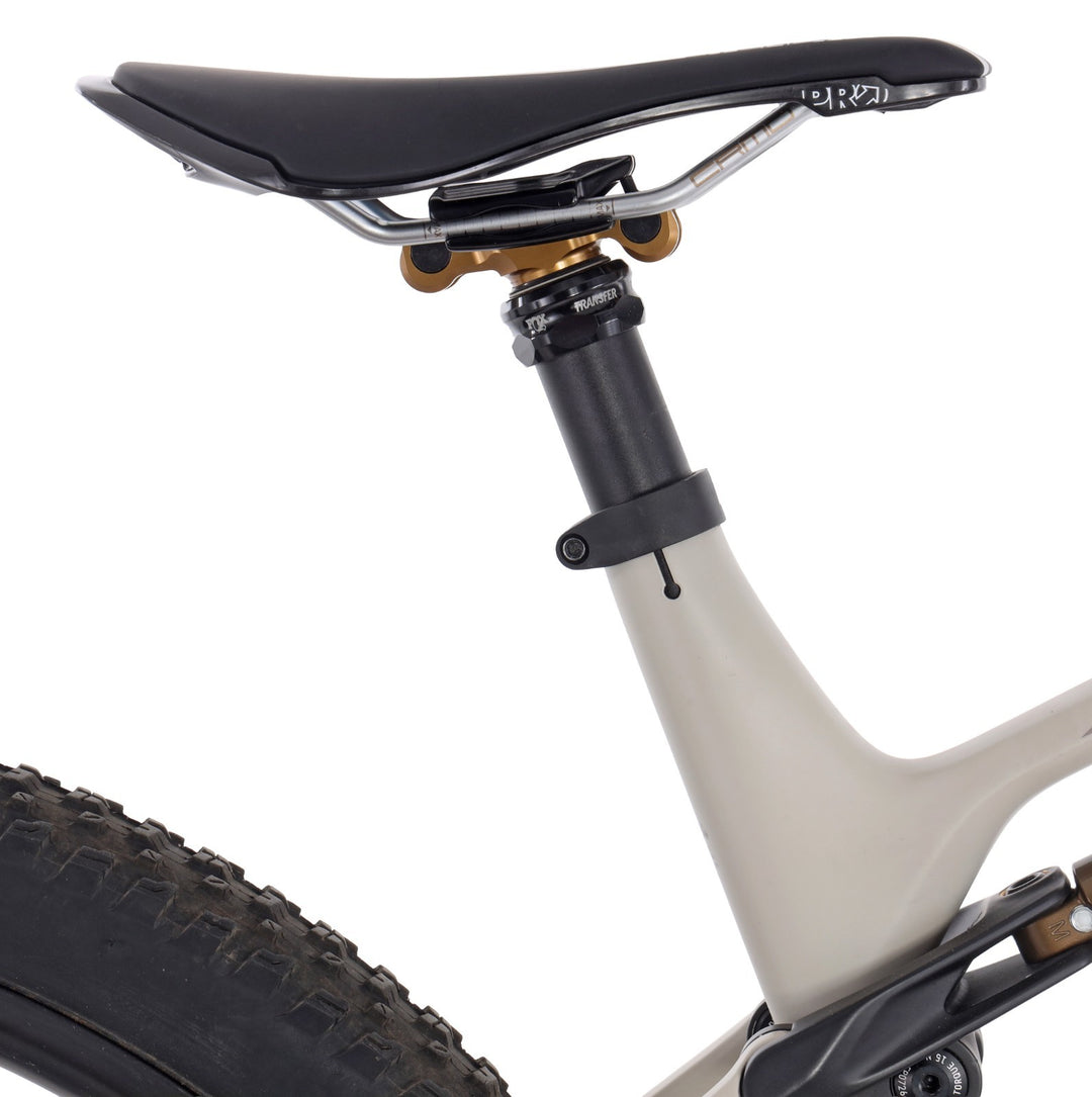 Canyon Lux Trail CF 7 Carbon XTR/XT 29" XC Mtn Bike MED Shimano 12s Factory 2023