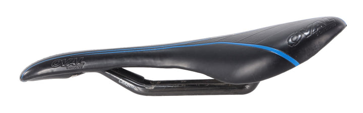 Oval Concepts 900 Road Bike Saddle 131mm 7x 10mm Carbon Rails