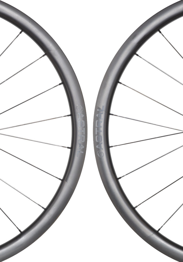 Astral Veil3 Carbon Tubeless 700c Disc Road Bike Wheelset Shimano 11s CLD White