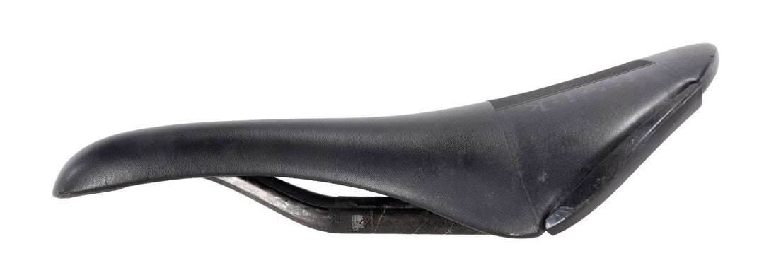 Fizik Aliante R1 Large 154mm Carbon Road Bike Saddle 8 x 10mm Rails Gravel MTB