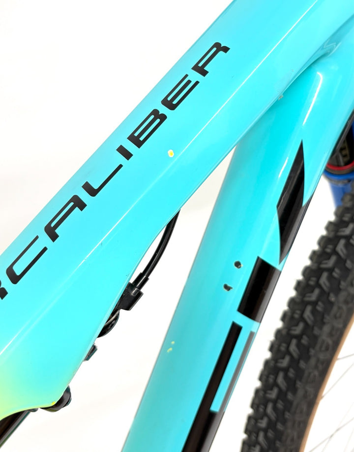 Trek Supercaliber 9.9 XTR Carbon 29" Mtn Bike MD Miami Green G1 Shimano SID 2021