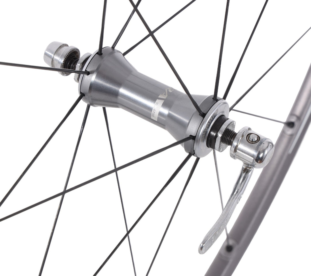 Shimano Ultegra WH-R6700 Alloy FRONT Wheel Tubeless Road 700c QR Rim Brake Race