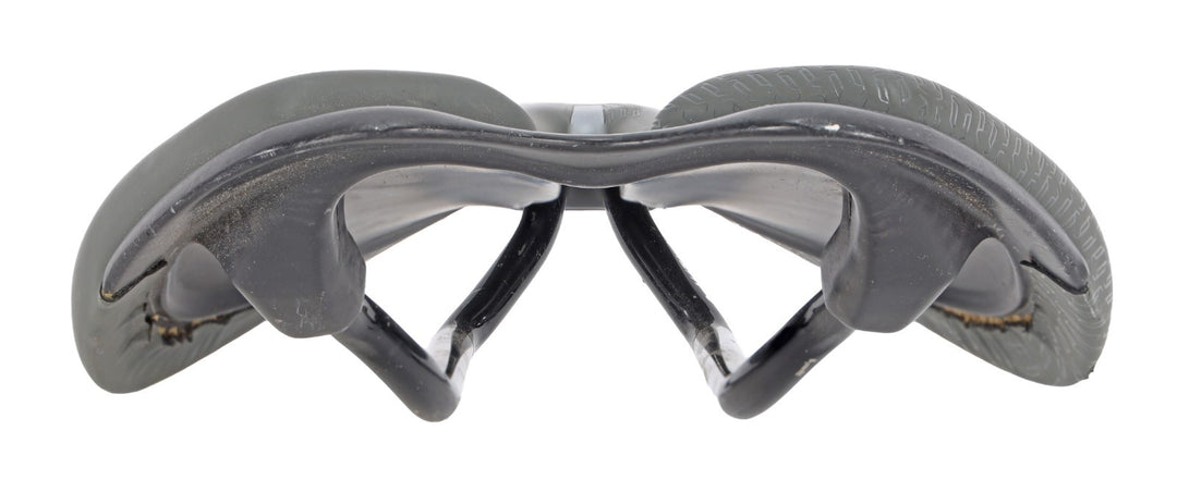 Velo Angel TT Carbon 143mm Road Bike Saddle 7 x 7mm Titanium Alloy Rail