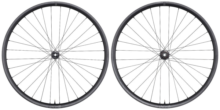 HUNT 4 Season SuperDura Disc Alloy Road Wheelset Tubeless CL Shimano 11 Sp 700c