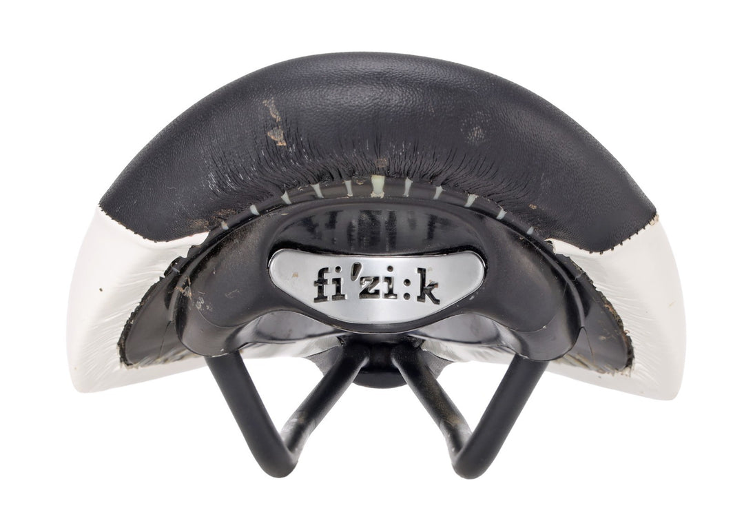 Fizik Gobi XM Mountain Bike Saddle 130mm 7 x 7mm Manganese Rail BLACK/WHITE