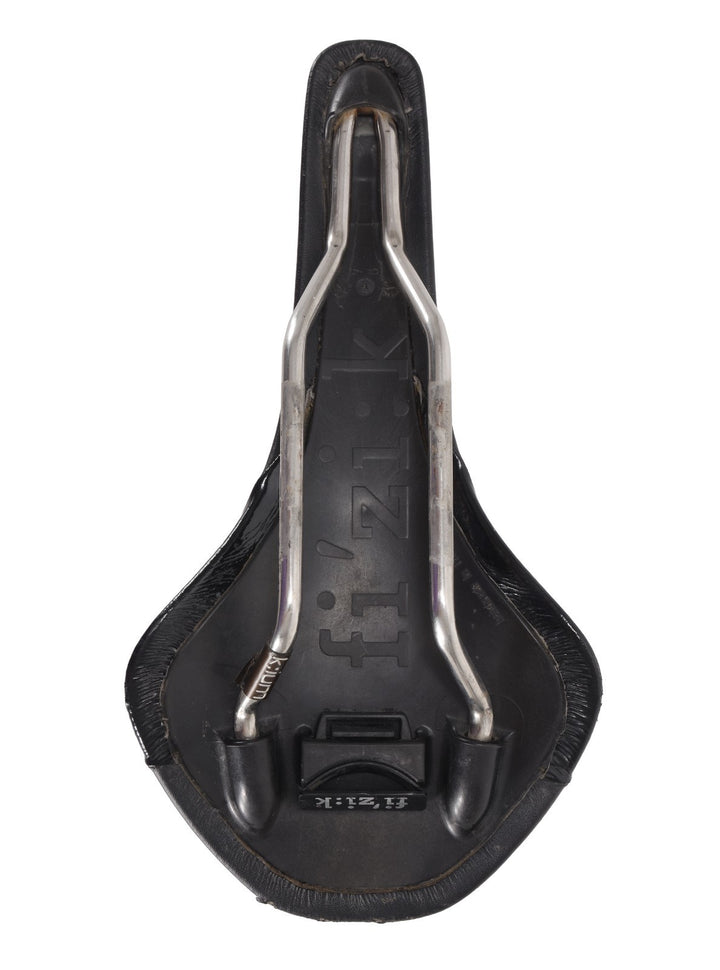 Fizik Antares V5 Carbon Road Bike Saddle 140mm 7x 7mm Kium Rails
