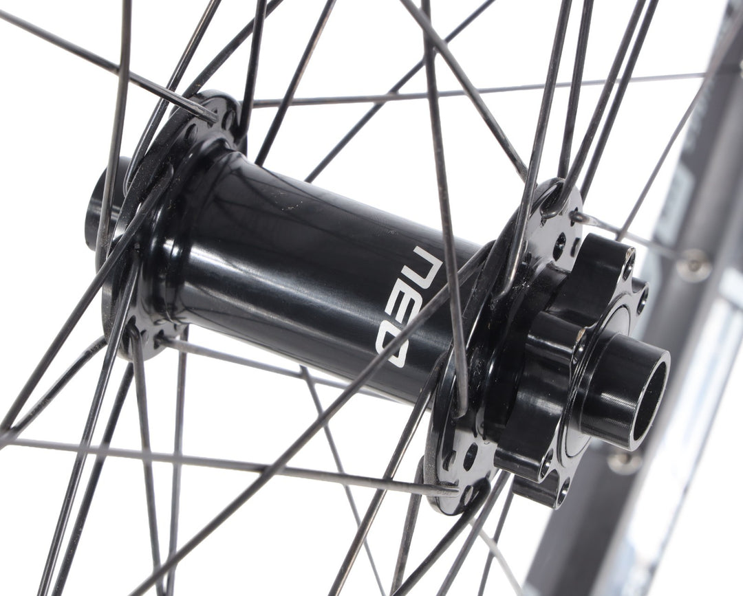 Stan's NoTubes Flow S1 Tubeless 27.5" Mtn Bike FRONT Wheel 15x 110mm 6B Disc NEO