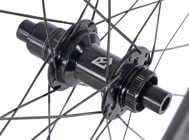 Knight Composites 35 TLA Disc Road Carbon Tubeless CL Wheelset SRAM XDR 12s 700c