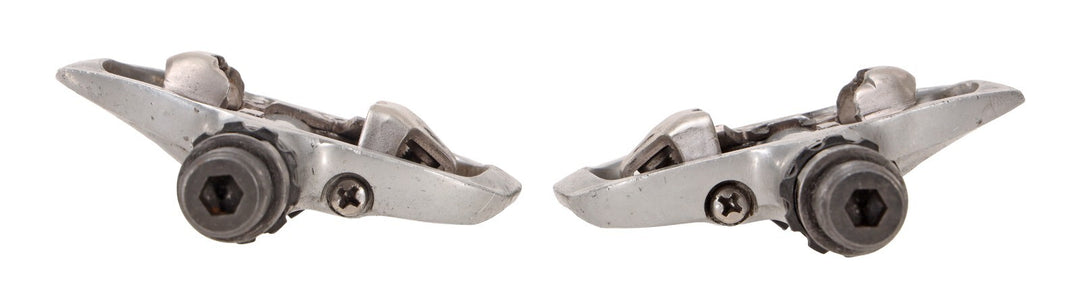 Shimano PD-A520 SPD Clipless Road Bike Pedals 2 Bolt 9/16" SILVER Touring Gravel
