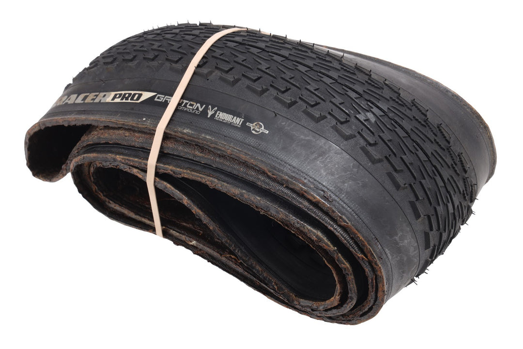 Specialized Tracer PRO Tubeless Gravel Bike Tire 700 x 47c BLACK 2Bliss