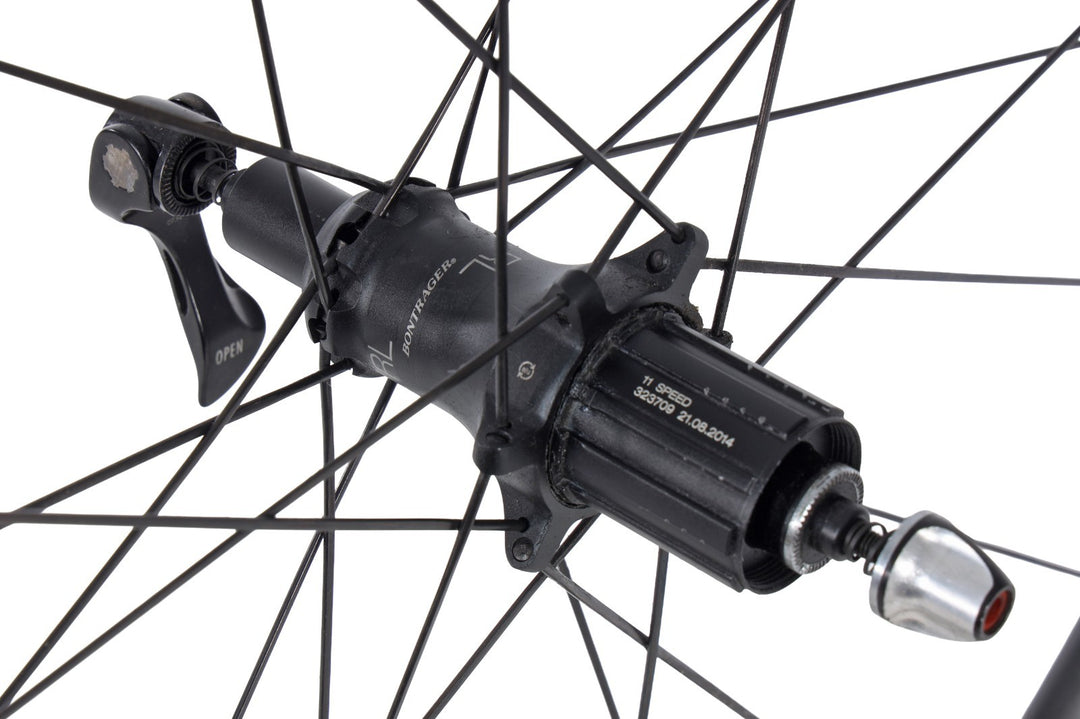 Bontrager RL Alloy Clincher Road Bike Wheelset Shimano 11 Spd Rim Brake QR 700c