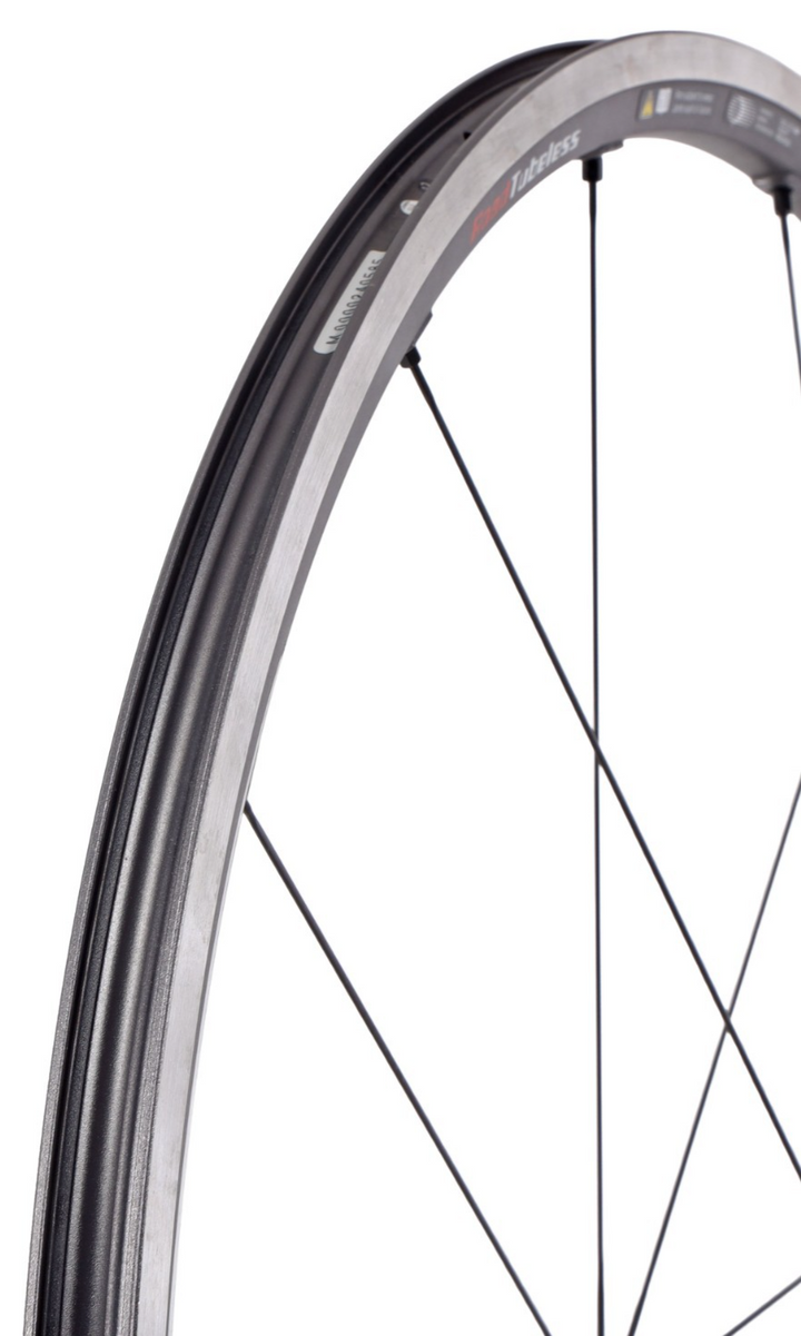 Shimano Ultegra WH-R6700 Alloy FRONT Wheel Tubeless Road 700c QR Rim Brake Race