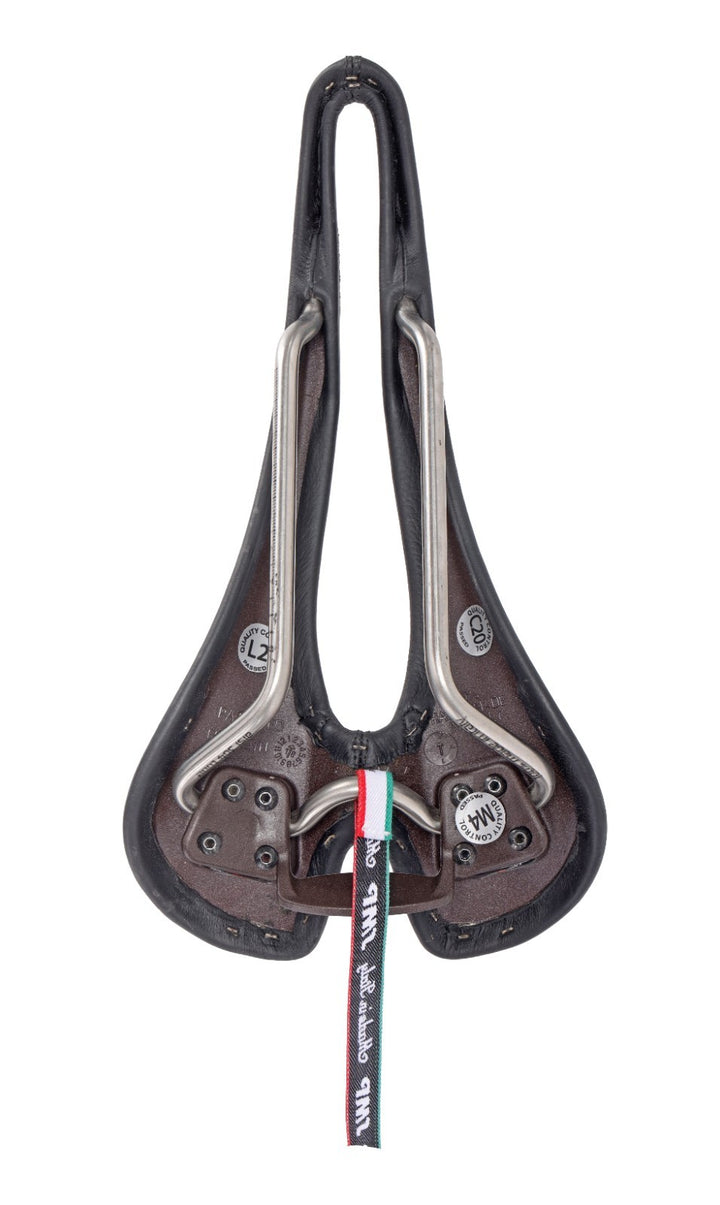 Selle SMP Vulkor Carbon Road Bike Saddle 136mm BLACK 7x 7mm AISI Steel Italy CX