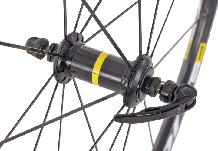 Mavic Aksium Alloy Clincher Road Bike Wheelset 700c Shimano 11 Spd Rim QR Gravel