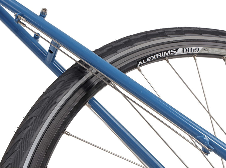 Surly Disc Trucker 3x 10 Sp Touring Bike 56cm BLUE 4130 Dura-Ace XT Sugino 2017