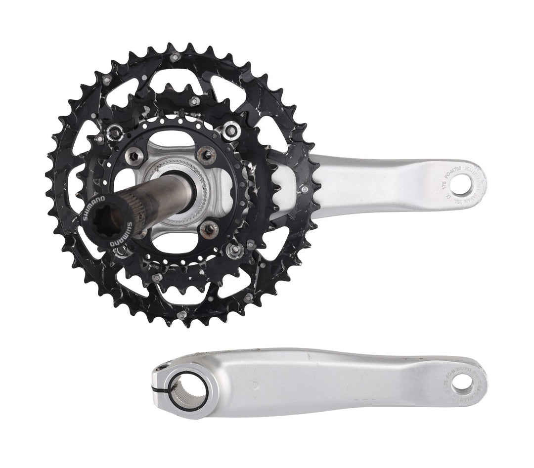 Shimano Deore XT FC-M760 3 x 9 Spd Mountain Bike Crankset 175mm 44/32/24T w/ BB