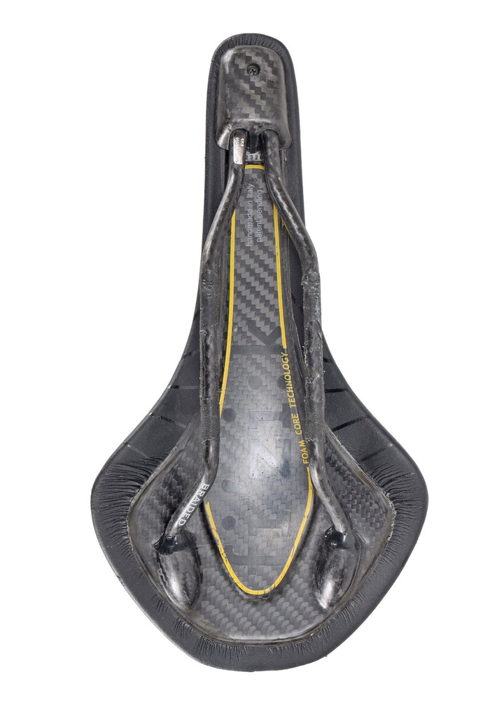 Fizik Vento Antares 00 Carbon Road Bike Saddle 142mm 7 x 9mm Braided Rail Gravel