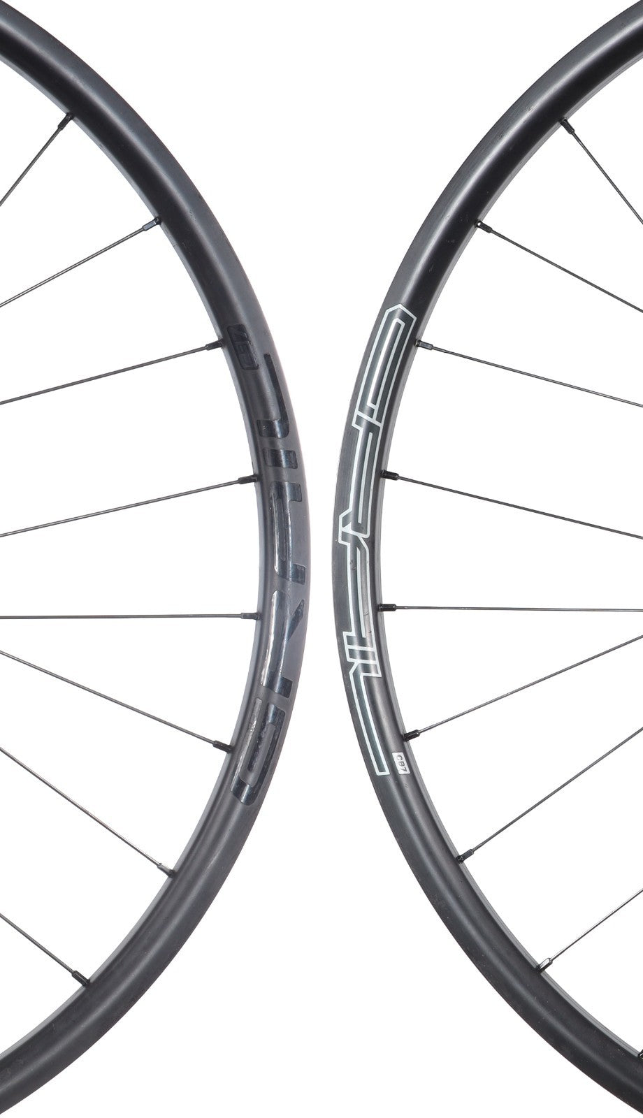Stan's NoTubes Grail CB7 Carbon Tubeless Gravel Wheelset CL Disc 700c SRAM XDR