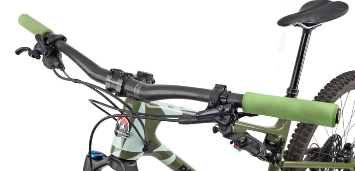 Rocky Mountain Element C50 Shimano 29" Carbon Mtn Bike 1x 12 Sp Green LG XT 2023