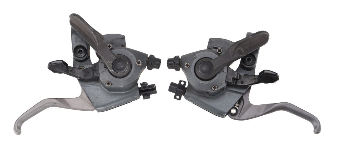 Shimano Deore XTR ST-M952 3 x 9 Spd Dual Control Mountain Bike Trigger Shifters