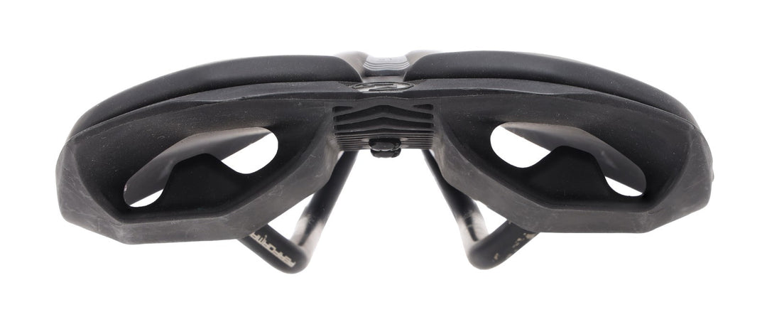 PRO Griffon Offroad Mtn Bike Saddle 142mm 7 x 7mm INOX Rail Carbon Shell Gravel