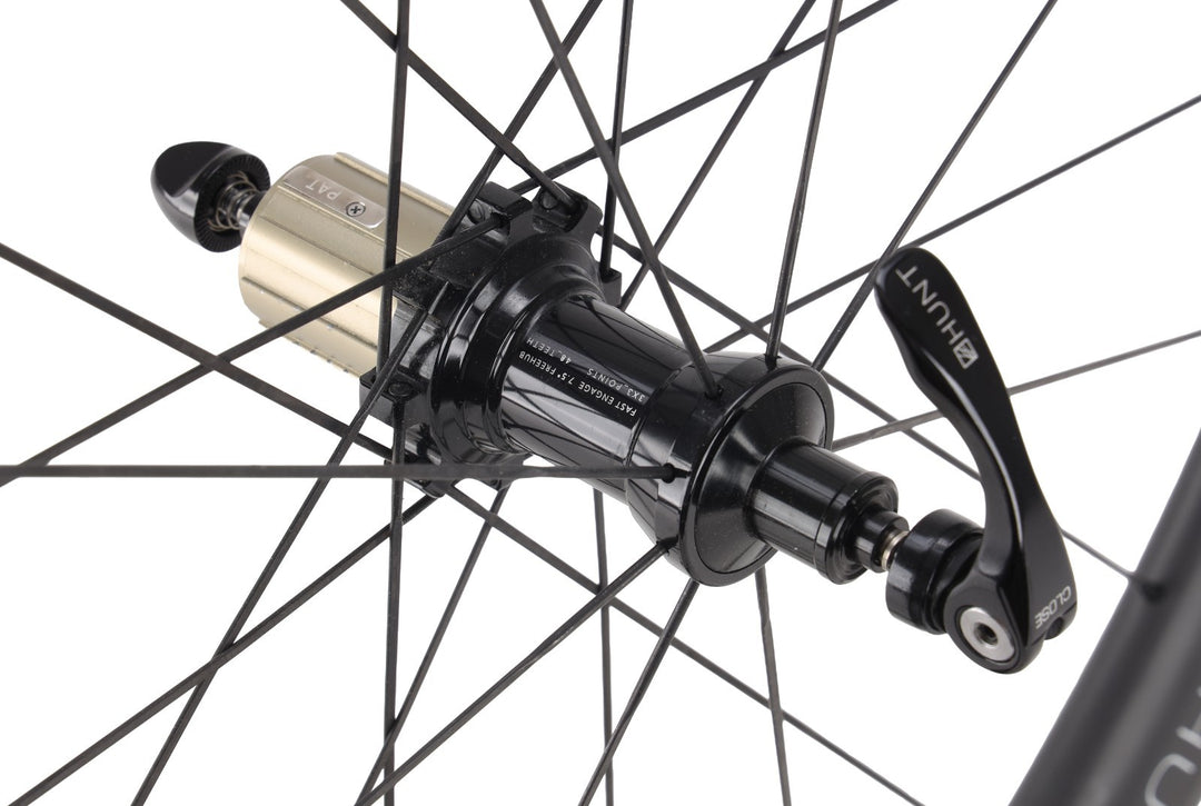 HUNT 50 Carbon Wide Aero Road Wheelset Tubeless Shimano 11 Spd 700c QR Rim Brake
