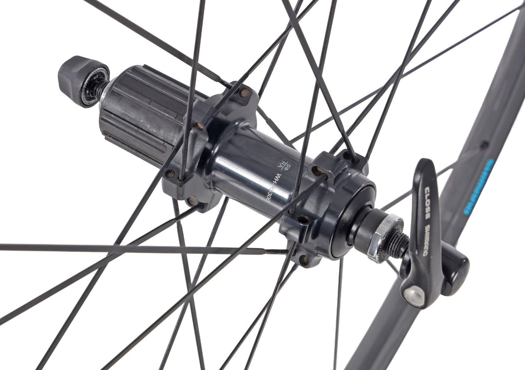 Shimano 105 WH-RS300 Alloy REAR Road Bike Wheel Clincher 700c Shimano 11s QR Rim