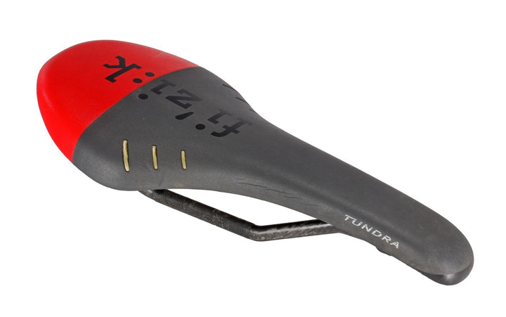 Fizik Tundra M3 Carbon Mtn Bike Saddle 125mm GRAY 8 x 10mm Braided XC Gravel CX