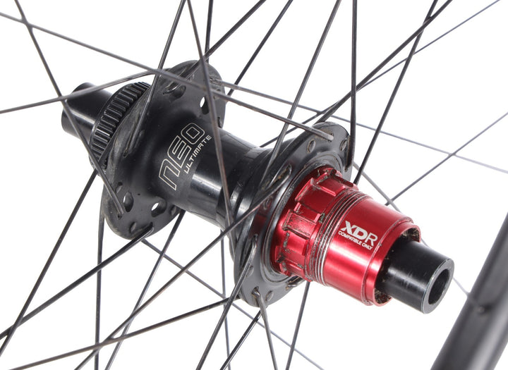 Stan's NoTubes Grail CB7 Carbon Tubeless Gravel Wheelset CL Disc 700c SRAM XDR