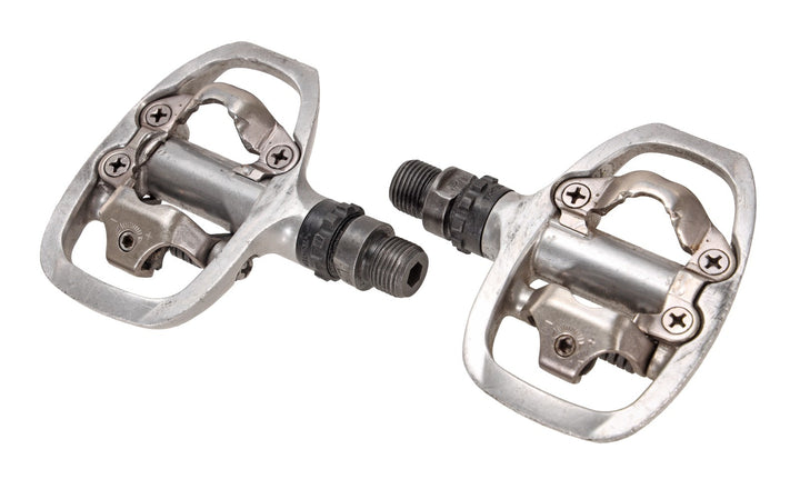 Shimano PD-A520 SPD Clipless Road Bike Pedals 2 Bolt 9/16" SILVER Touring Gravel