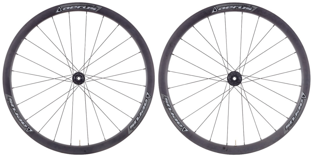 Aerus 35 Carbon Tubeless Disc Gravel Bike CL Disc Wheelset 700c Shimano 11 Spd