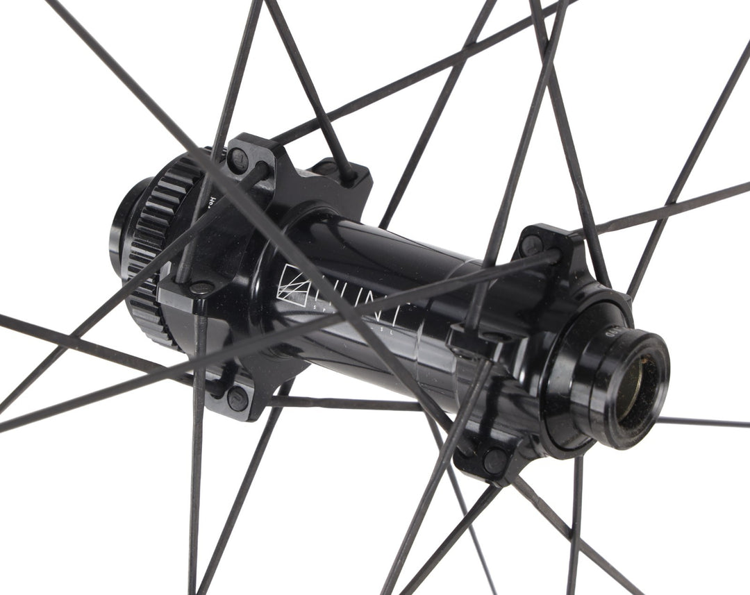 HUNT 54 Aerodynamicist Carbon CL Disc Tubeless Road Wheelset 11s 700c EZO Sprint
