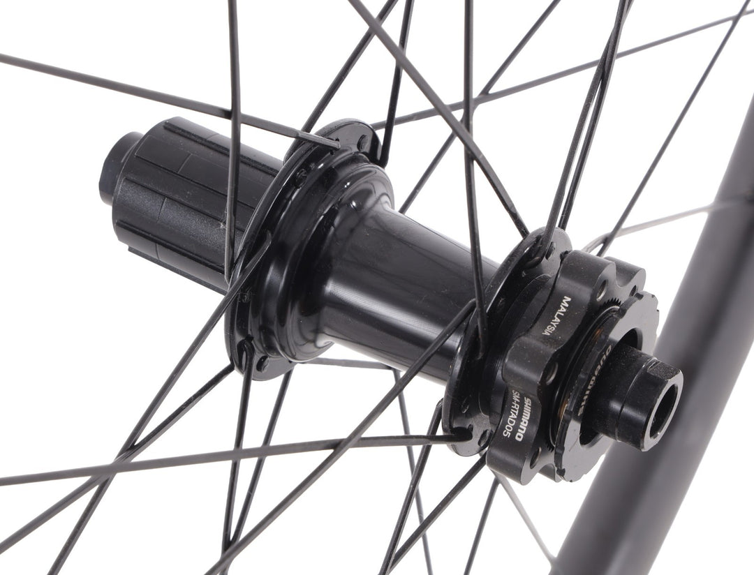 Aerus 35 Carbon Tubeless Disc Gravel Bike CL Disc Wheelset 700c Shimano 11 Spd