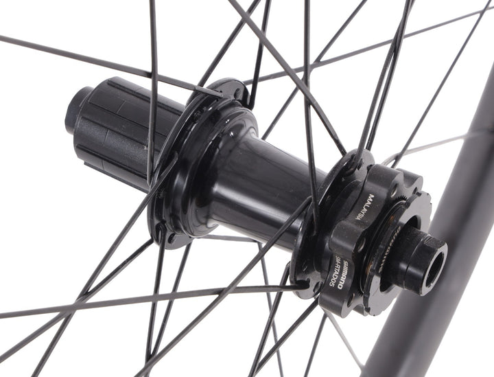 Aerus 35 Carbon Tubeless Disc Gravel Bike CL Disc Wheelset 700c Shimano 11 Spd