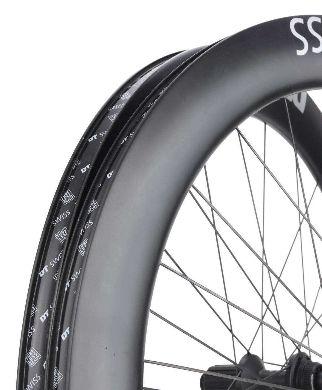 DT Swiss ARC 1400 DICUT Carbon Disc Tubeless Road Bike Wheelset CL 11 Sp Shimano