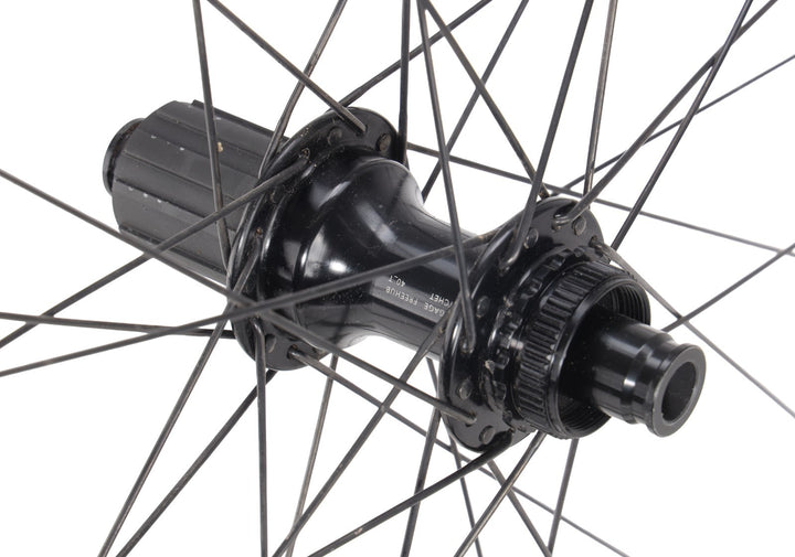 HUNT 4 Season SuperDura Disc Alloy Road Wheelset Tubeless CL Shimano 11 Sp 700c