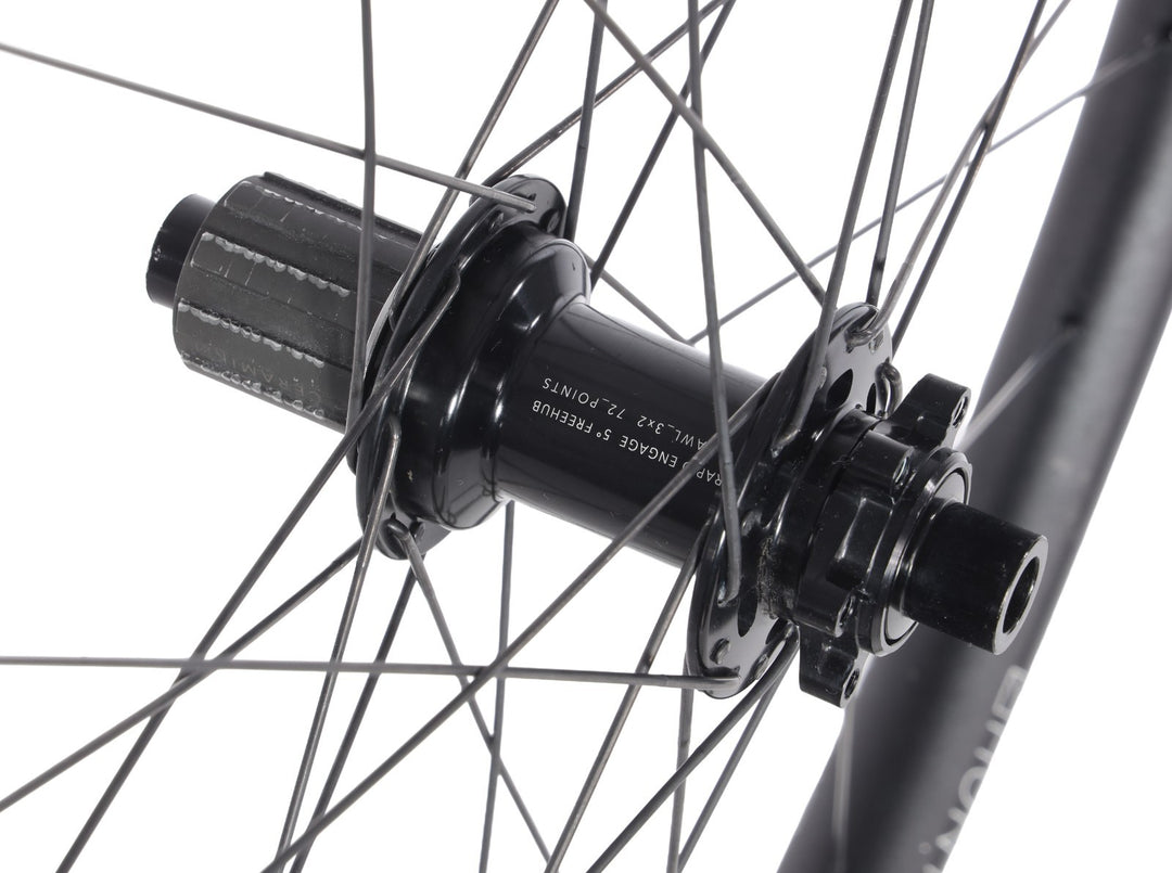 HUNT Trail Wide V2 29 Disc Alloy Tubeless Wheelset 110x 148mm 6B Shimano 11 Spd