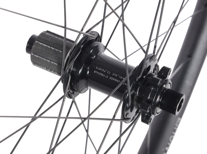 HUNT Trail Wide V2 29 Disc Alloy Tubeless Wheelset 110x 148mm 6B Shimano 11 Spd