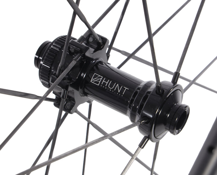 HUNT 32 Aerodynamicist UD Carbon Spoke Disc Tubeless Road Wheelset 11s EZO 1200g