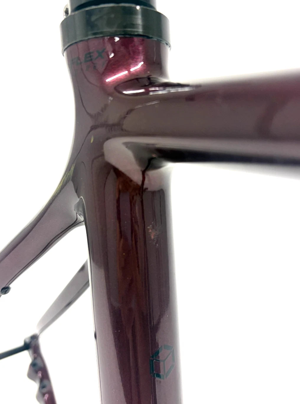 Pivot Cycles Vault Carbon Gravel Bike Disc Frameset SMALL RED/NUDE 700c IsoFlex 2022
